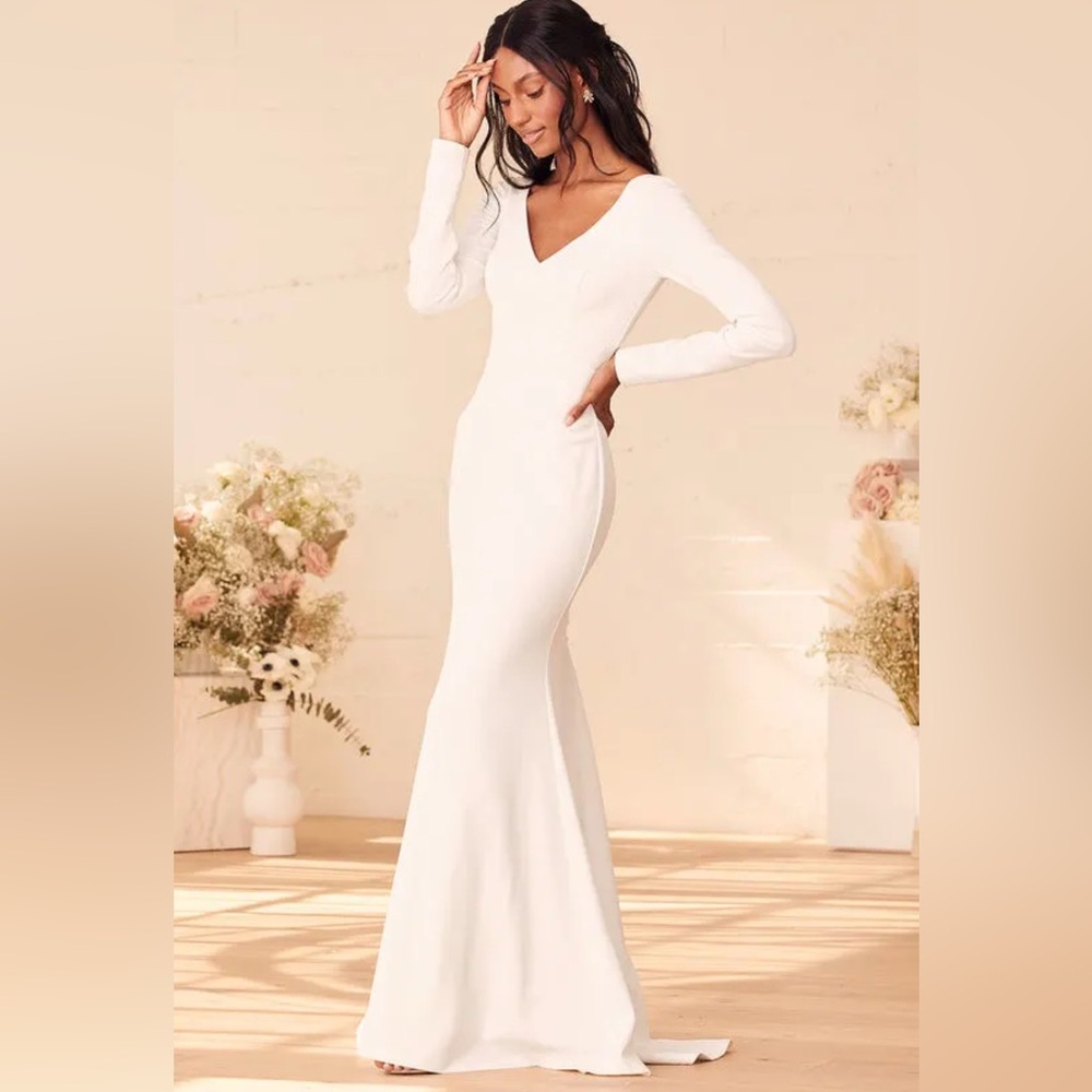 White Long Sleeve Mermaid Maxi Dress